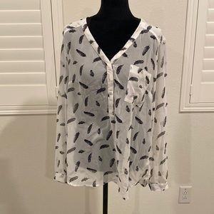 MERONA Black and white large blouse